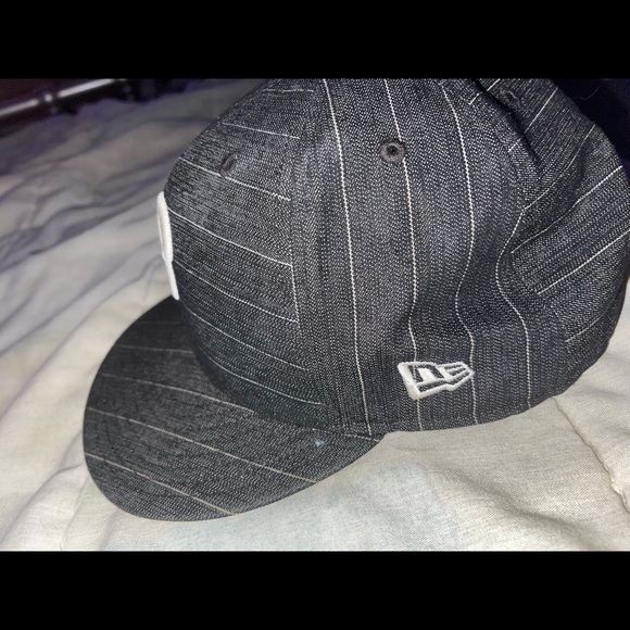 Mens New Era Hat - Picture 2 of 4